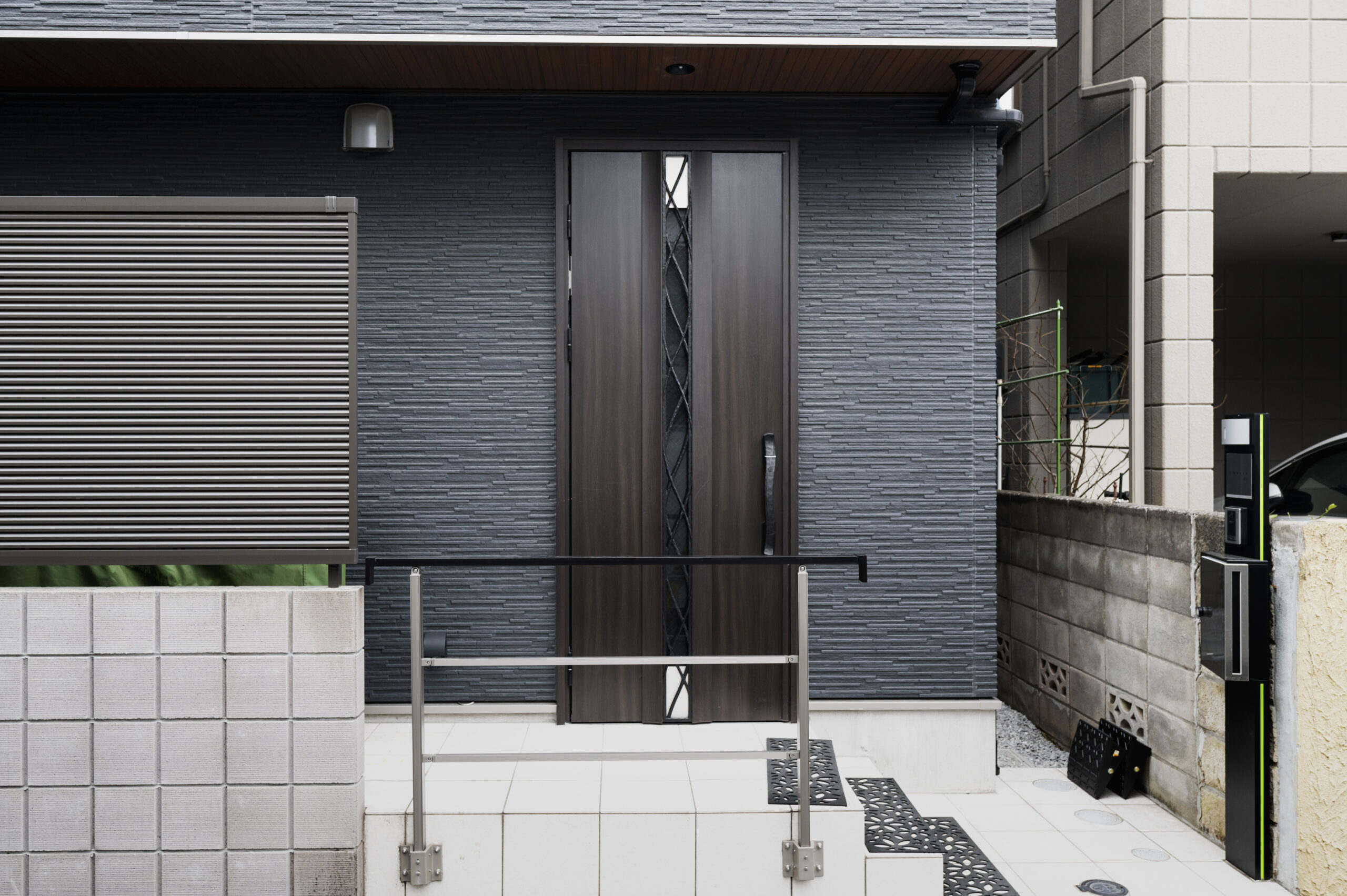 Iron Doors vs. Steel Doors - Highlinesupplies.com
